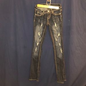 Soundgirl distressed blue jean
